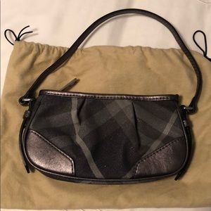 Burberry purse